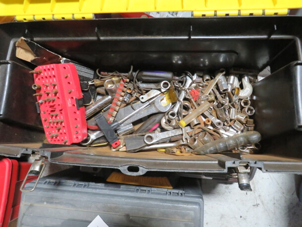 One Tool Box With Assorted Tools. - Image 3 of 3