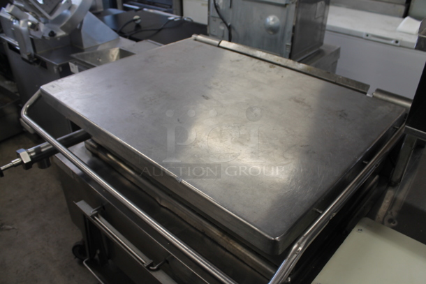 Vulcan Stainless Steel Commercial Natural Gas Powered Floor Style 40 Gallon Tilting Braising Pan on Commercial Casters. - Image 3 of 7