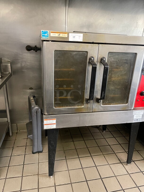 Late Model! Vulcan VC4GD Commercial Single Full Size Natural Gas Convection Oven - 50,000 BTU One Stand With 5 Shelves NSF Tested and Working! - Image 2 of 11