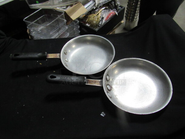 7.5 Inch Saute Pan With Kool Touch Handle. 2XBID - Image 1 of 1