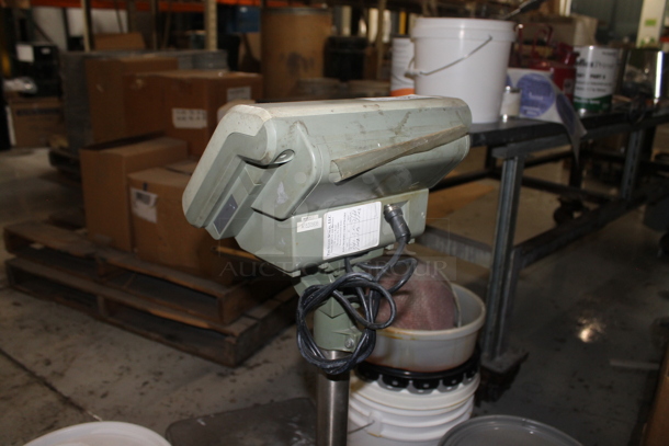 Uline Metal Floor Style Scale. - Image 4 of 5