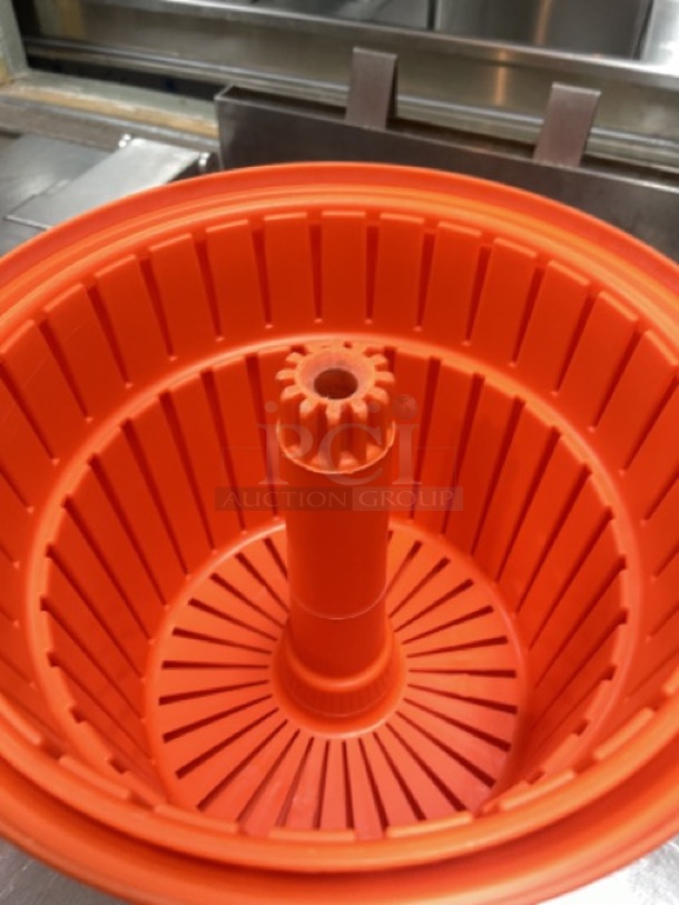 Commercial Salad and lettuce dryer NSF  - Image 6 of 9