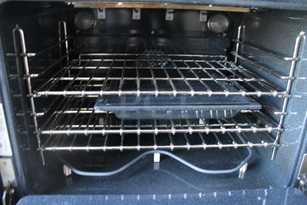Viking VES0107CSS Stainless Steel Electric Powered Convection Oven. 208/240 Volts, 1 Phase.   - Image 5 of 7