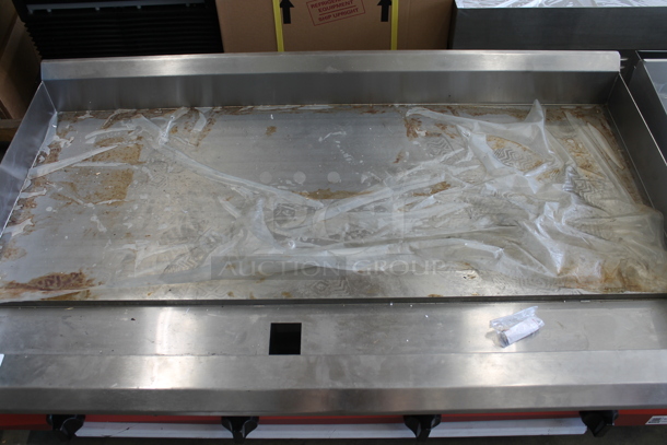 Avantco 177CAG48MG Stainless Steel Commercial Countertop Natural Gas Powered Flat Top Griddle. 120,000 BTU.  - Image 5 of 7
