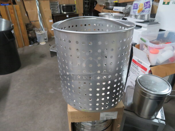One NEW Aluminum Steamer Basket. 16X17 - Image 3 of 3