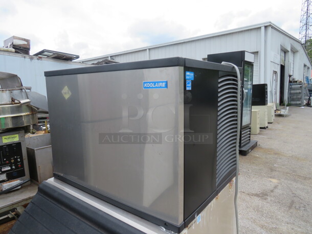 One Koolaire Ice Maker. Model# KDO500A-161. 115 Volt. 30X24X21.5 - Image 2 of 2