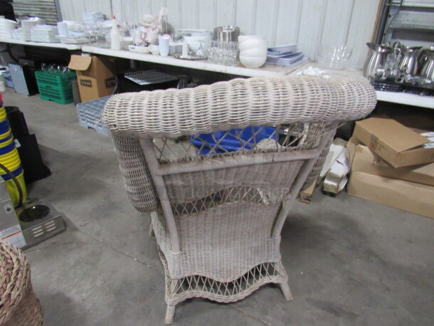 One AWESOME Wicker Chair. 30X26X42 - Image 3 of 3