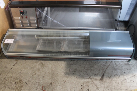 Metal Commercial Countertop Sushi Display Case Merchandiser. 115 Volts, 1 Phase. Tested and Powers On But Does Not Get Cold