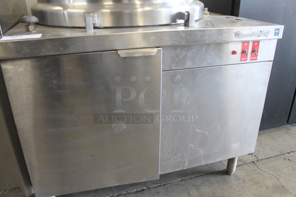 Vulcan Hart VDMT-40 Stainless Steel Commercial Direct Steam Powered 40 Gallon Steam Kettle.  - Image 3 of 7