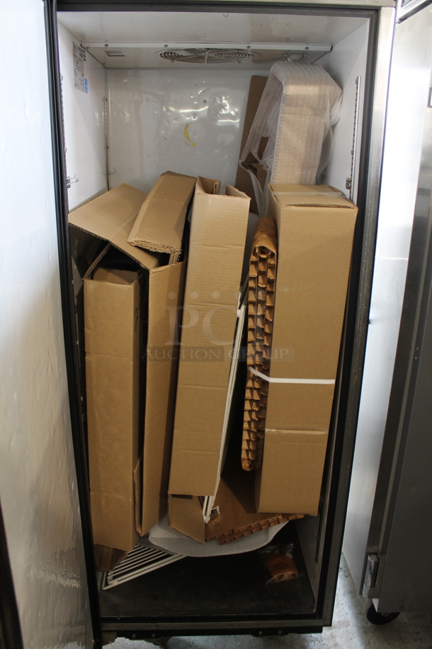 2015 True TG1R-1S ENERGY STAR Stainless Steel Single Door Reach In Cooler w/ Poly Coated Racks on Commercial Casters. 115 Volts, 1 Phase. Tested and Working! - Image 4 of 6