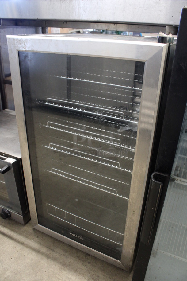 NewAir Model AB-1200 Metal Mini Cooler Merchandiser. 110-120 Volts, 1 Phase. 19x18.5x33. Tested and Working! - Image 3 of 5