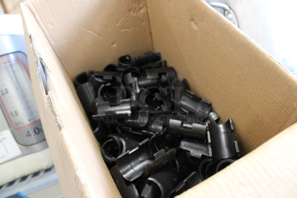 ALL ONE MONEY! Lot of Black Metro Shelf Clips! - Image 3 of 3