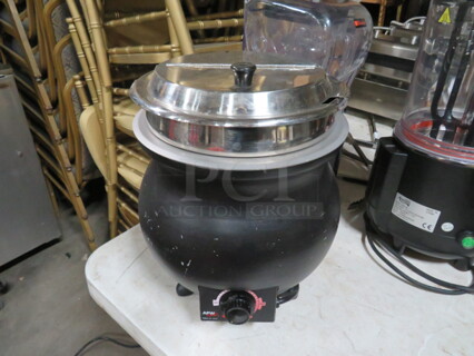 One APW WYOTT Soup Well With SS Pot And Hinged Lid. 