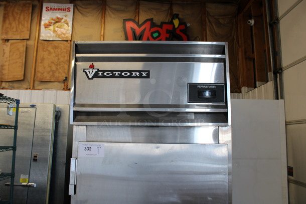 2011 Victory Model RA-1D-S7 Stainless Steel Commercial Single Door Reach In Cooler on Commercial Casters. 115 Volts, 1 Phase. 26.5x34.5x83. Tested and Powers On But Does Not Get Cold - Image 4 of 6