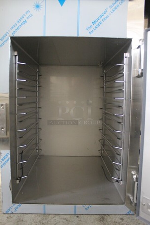 BRAND NEW! 2022 Alto Shaam 1000-UP Stainless Steel Commercial 2 Half Size Door Reach In Warming Holding Cabinet. Comes w/ 3 Commercial Casters. 120 Volts, 1 Phase. Stock Picture Used As Gallery. Tested and Working! - Image 7 of 12