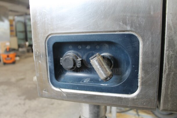 LATE MODEL! Alto Shaam CTP10-10E Stainless Steel Commercial Electric Powered Combitherm Convection Oven on Stainless Steel Equipment Stand. 208-240 Volts, 3 Phase. - Image 5 of 10