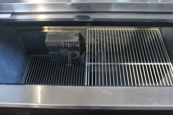 2012 True T-36-GC Commercial Stainless Steel Electric One Section Glass Chiller With Polycoated Racks. 115V, 1 Phase. Tested and Working! - Image 2 of 7
