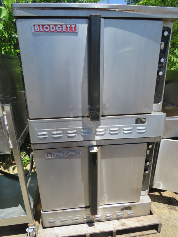 One Double Stack Blodgett Full Size Natural Gas Convection Oven On Casters. 38X40X64 - Image 1 of 3