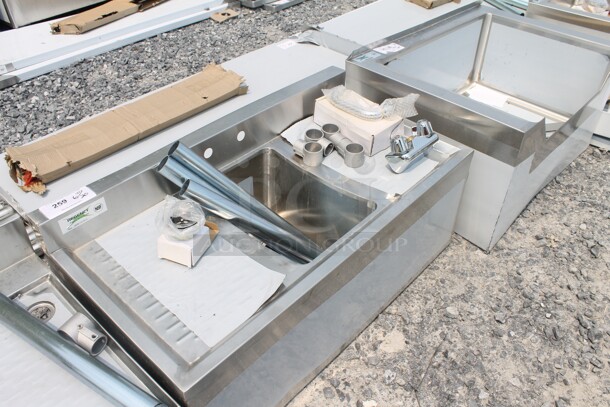 BRAND NEW SCRATCH AND DENT! Regency 600B11014213 Commercial Stainless Steel 1 Bowl Underbar Sink with Faucet and Two Drainboards - Image 2 of 6