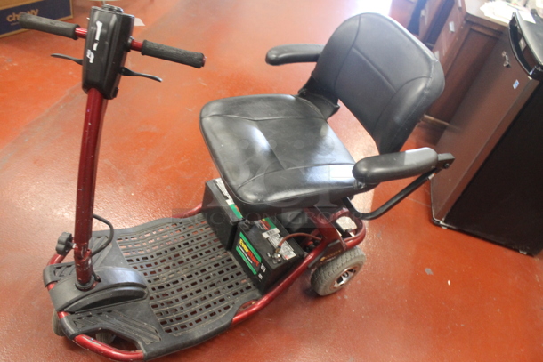 Motorized Chair.  - Image 4 of 5