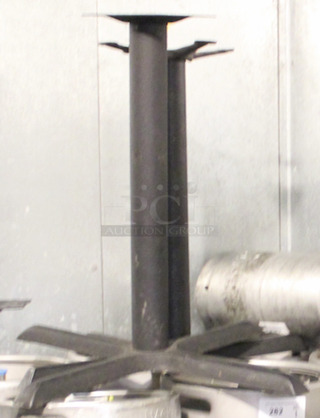Table Height Cross Base. 
30x28