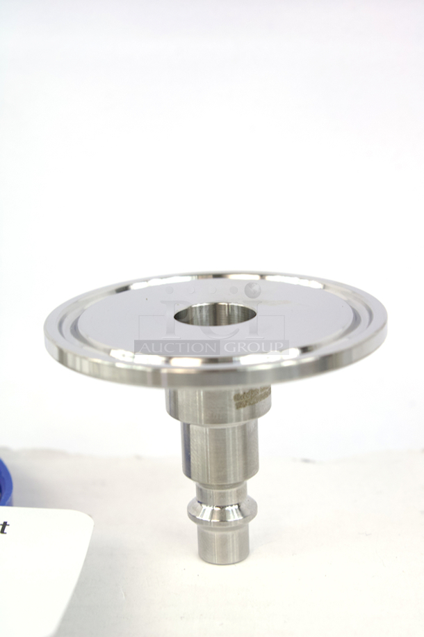NEW-NEVER USED Glacier Tanks Air Hose Quick Disconnect, Converts Tri Clamp to The Standard Industrial Style 1/4 " Air Line Connector. Connections Type: 1-1/2" Tri Clamp To x 1/4 in. Industrial - SS304 Stainless Steel. 2x your Bid - Image 2 of 4