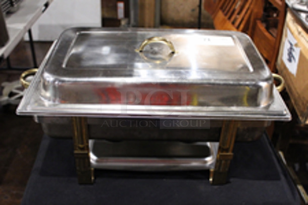 Full Size Chafer w/ Lift Off Lid. 8 quart, full-size, welded frame, dripless water pan, lift-off cover with plastic handle, duel fuel holder, stainless steel, mirror-finish
24x14x13
 - Image 9 of 9