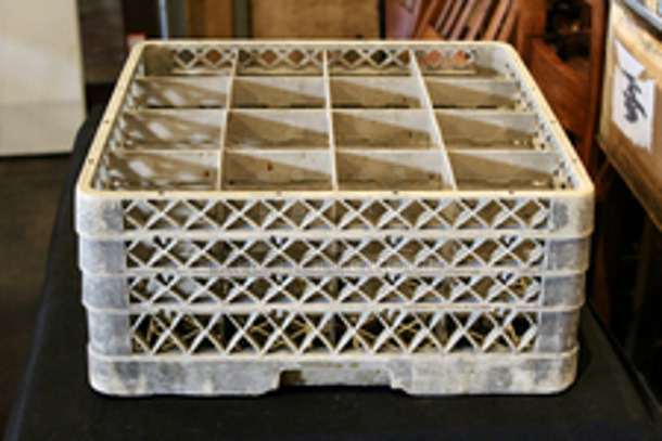 Vollrath TR8DDD Traex® Full-Size Beige 16-Compartment 7 7/8" Glass Rack.
19 3/4"L x 19 3/4"W x 8 3/4"H - Image 2 of 4
