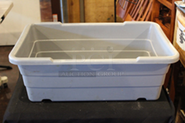 AWESOME Polypropylene Bus Tub.
24x15-1/2x8
 - Image 3 of 5