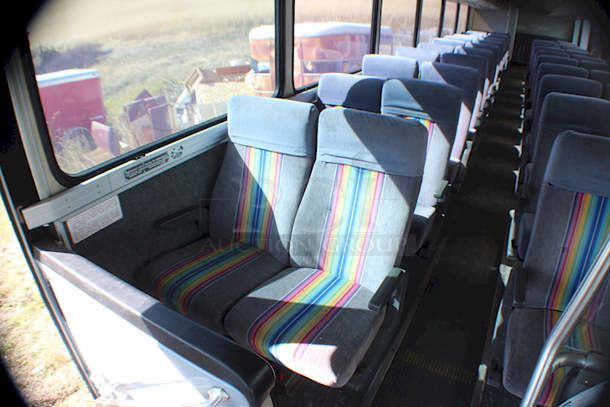 OUTSTANDING! Greyhound Bus, Tested, Starts, Runs GREAT! - Image 9 of 12