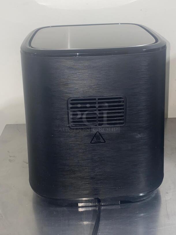 Insignia 5qt Air Fryer - Image 2 of 6