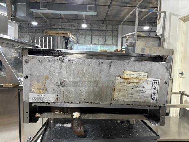 Southbend P24N-PP 24" Gas Heavy Duty Griddle, Modular Base, 32.000 BTU
 - Image 4 of 6