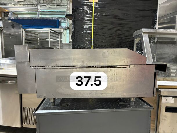 Southbend P24N-PP 24" Gas Heavy Duty Range w/ Plancha Griddle, Modular Base, 32.000 BTU
 - Image 8 of 8