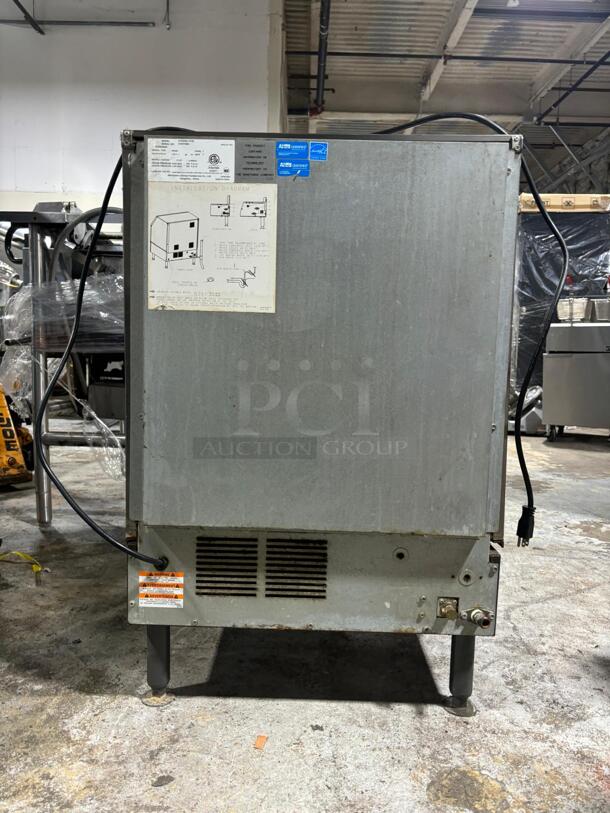 Manitowoc Ice 30"W Full Cube NEO Undercounter Ice Machine - 278 lbs/day, Air Cooled
 - Image 5 of 9