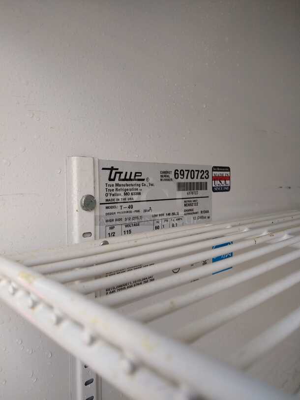True T-49-HC 54" Two Section Reach In Refrigerator, (2) Left/Right Hinge Solid Doors, 115v
 - Image 4 of 5