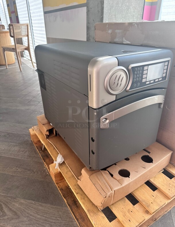 Late Model TurboChef 2018 NGO High Speed Oven Rapid Cooking 220 Volt 1 Phase Tested and Working - Image 6 of 8