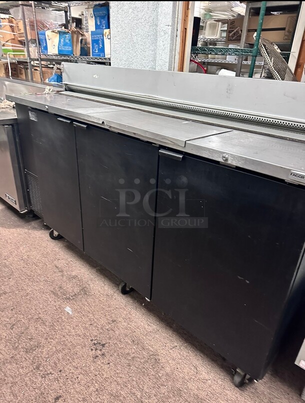 Late Model Fagor Continental FDD-79 79 inch Kegerator Beer Dispenser w/ (3) Keg Capacity - (2) Columns, Black, 115v Tested and Working! - Image 5 of 6
