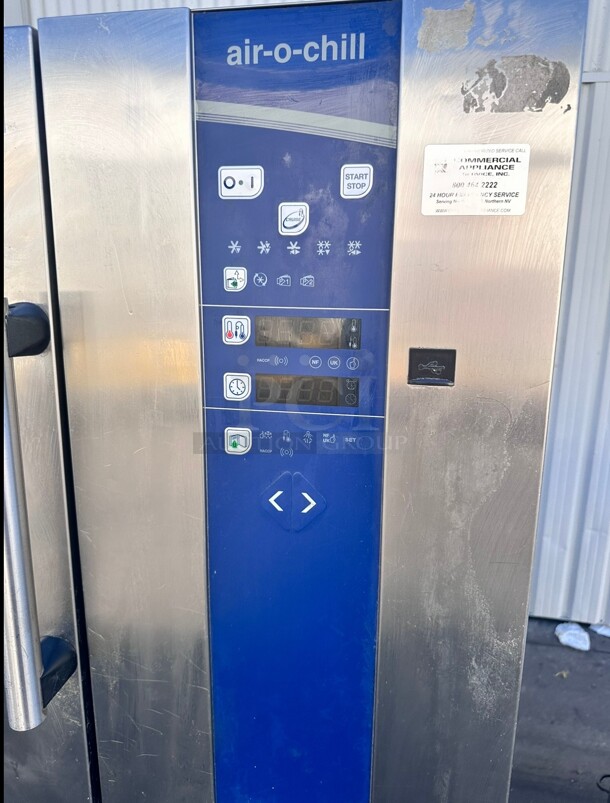 Electrolux Professional 727742 49 1/5" Floor Model Blast Chiller - (10) Pan Capacity, 208v/3ph Working - Image 5 of 11