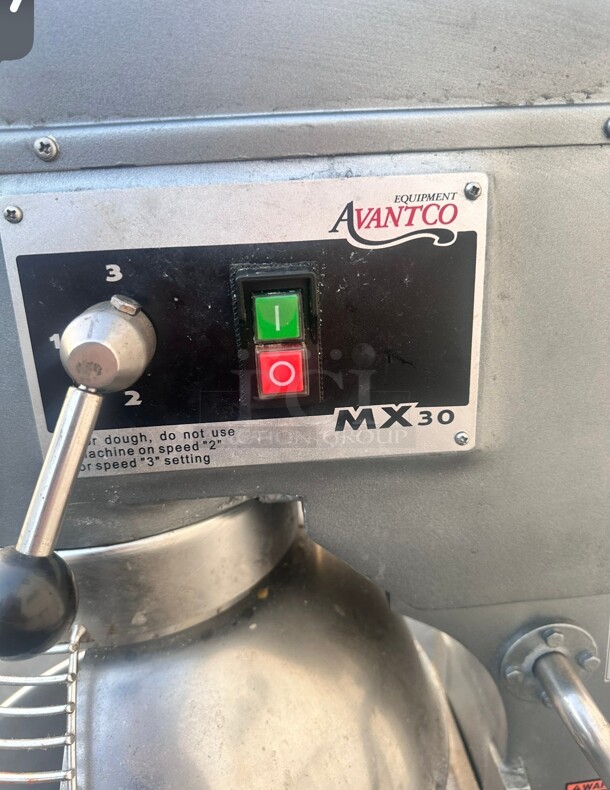 Late Model Avantco MX30H 30 Qt. Planetary Floor Mixer with Guard- 120V, 1 3/4 hp Working - Image 3 of 7