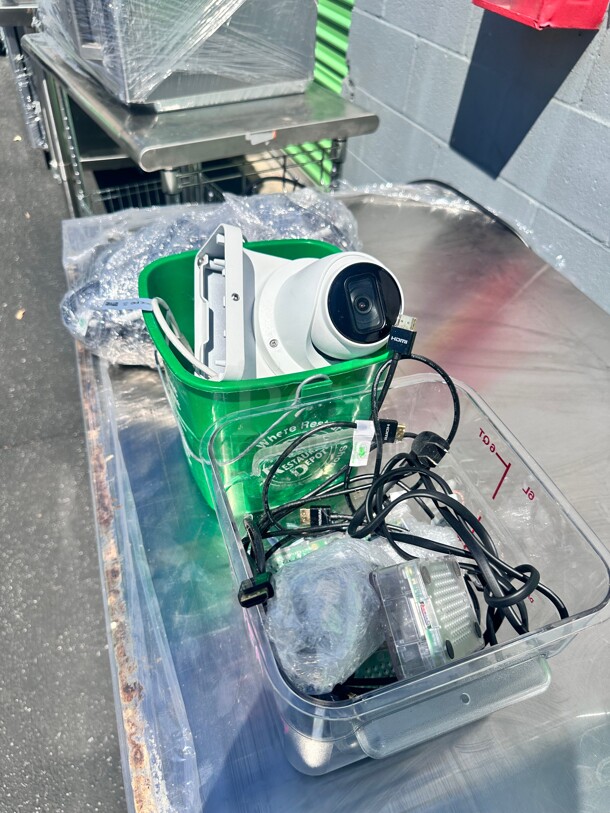 One Lot Of Dahua Security Camera and Electronics  - Image 4 of 5