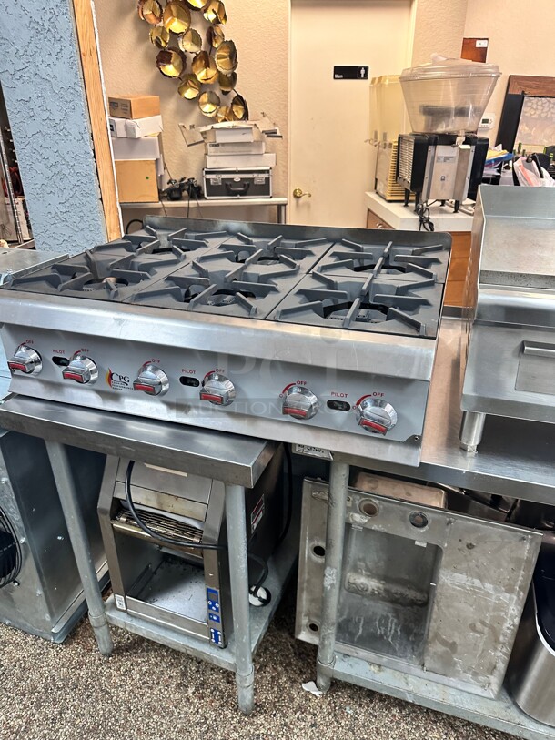 Like New CPG R-CPG-36-NL 6 Burner Gas Countertop Range / Hot Plate - 132,000 BTU Working