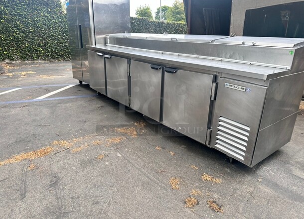 Working Beverage Air DP119HC 119 inch Pizza Prep Table w/ Refrigerated Base, 115v - Image 4 of 9