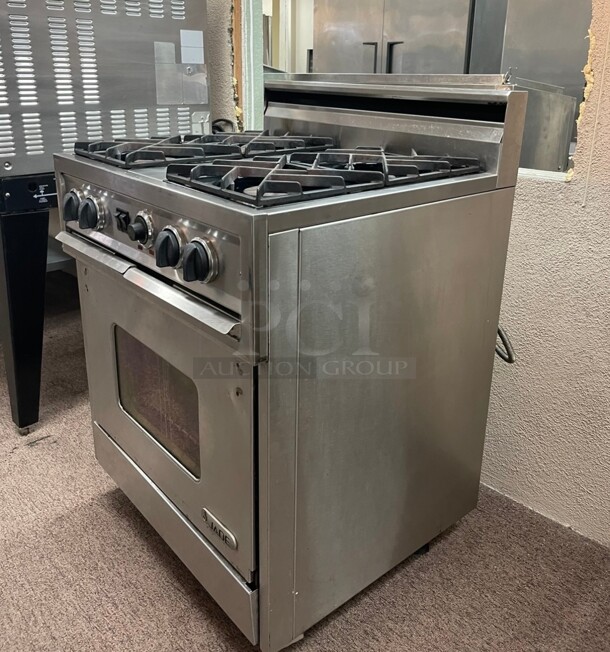 Jade Range 4 Burner with Convection Oven Range Gas Operated Tested and Working - Image 7 of 10