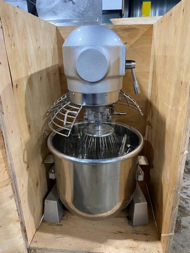 AWESOME! BRAND NEW! IN THE CRATE! Commercial Planetary Mixer! With Whisk, Paddle And Spiral Hook Attachment! With Mixing Bowl And Bowl Guard! Stainless Steel! Model: WGB30 110V - Image 3 of 10