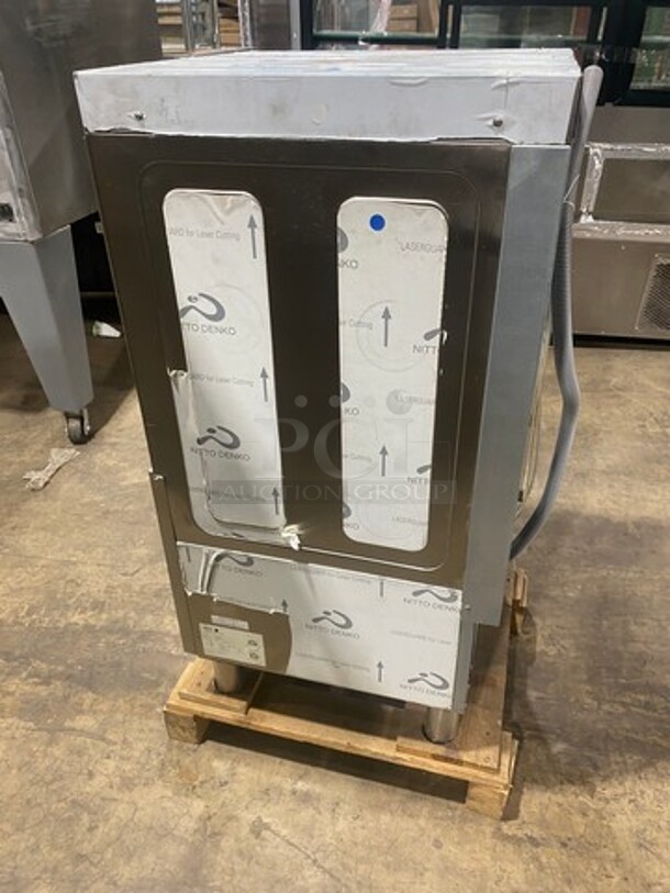 SCRATCH-N-DENT! LATE MODEL! Fagor Commercial Undercounter Dishwasher! All Stainless Steel! Model: FI72W SN: 1102000163 208/220/240V 60HZ 3 Phase - Image 4 of 10