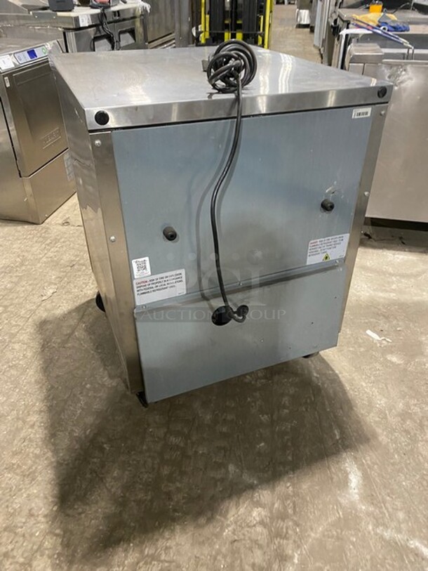 Amazing! All Stainless Steel True Freezer!1 Door Lowboy/worktop Cooler! Model TU-27F-HC Serial 972243 - Image 3 of 7