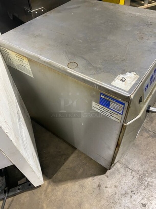 Merrychef Commercial Countertop Rapid Cook Oven! All Stainless Steel! Model: 402S SN: 0708003851 208V - Image 5 of 10