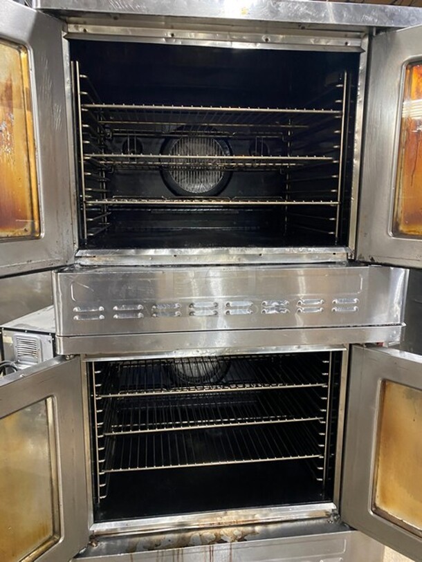 BEAUTIFUL! Blodgett Commercial Natural Gas Powered Double Stacked Convection Oven! With Metal Baking Racks! With View Through Doors! On Commercial Casters! All Stainless Steel! 2 X Your Bid! Makes One Unit! - Image 5 of 9