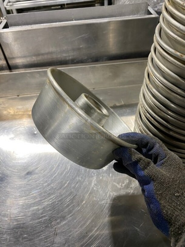 Stainless Steel Cake Pan Molds! 25x Your Bid! - Image 3 of 6