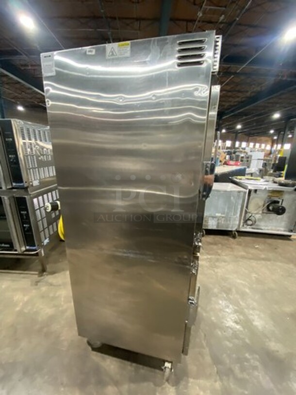 Cres Cor Commercial Electric Powered Split Door Roast-N-Hold Oven! All Stainless Steel! On Casters! Model: RO151FUA12DE4803Z SN: JBIJ0005151623 480V 60HZ 3 Phase - Image 3 of 9